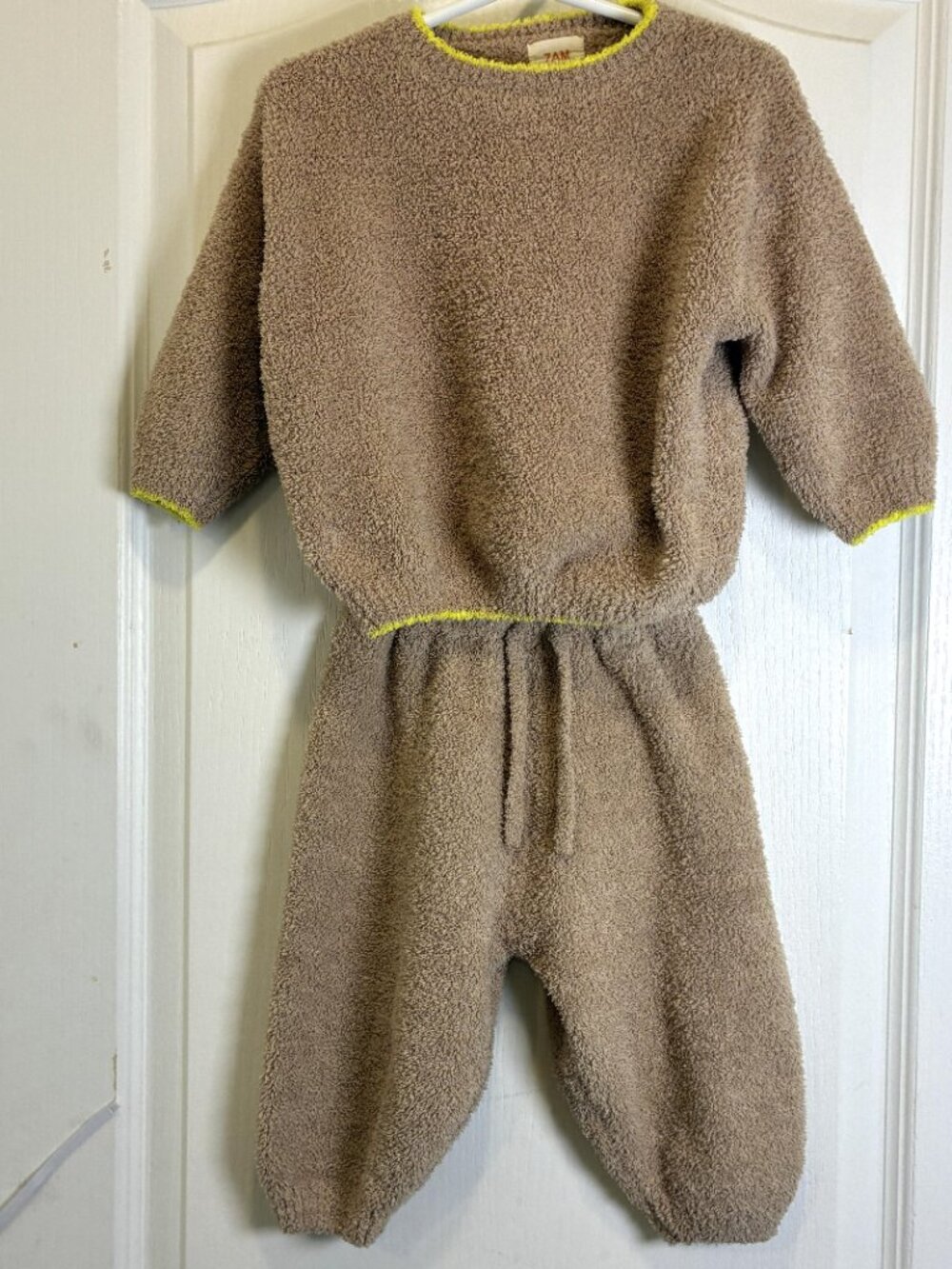 7 AM Enfant: Size 1-2T Color: Light Brown